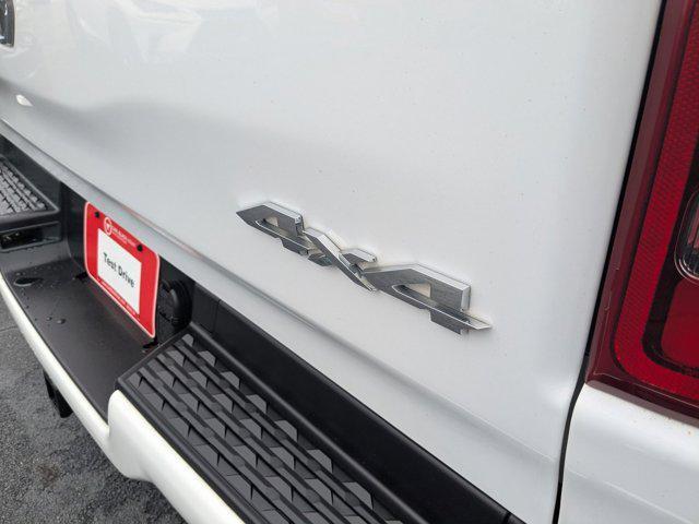 Photo of 2022 Bright White Clearcoat RAM 1500