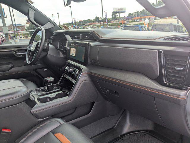 Photo of 2023 Summit White GMC Sierra 1500
