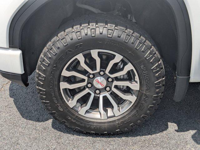Photo of 2023 Summit White GMC Sierra 1500