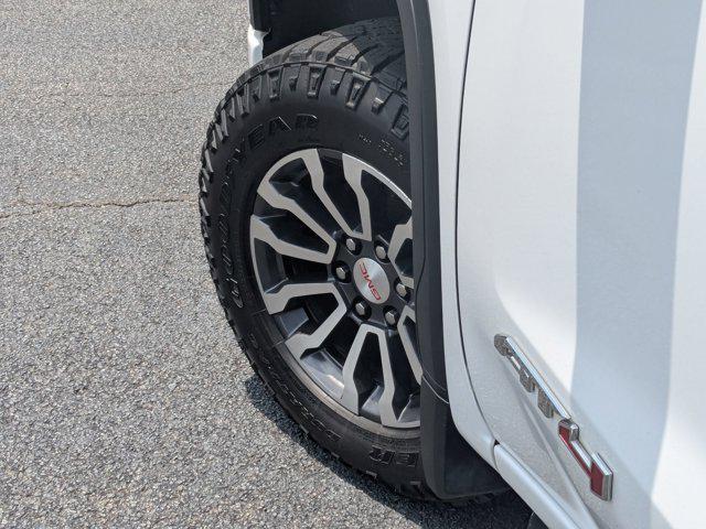 Photo of 2023 Summit White GMC Sierra 1500