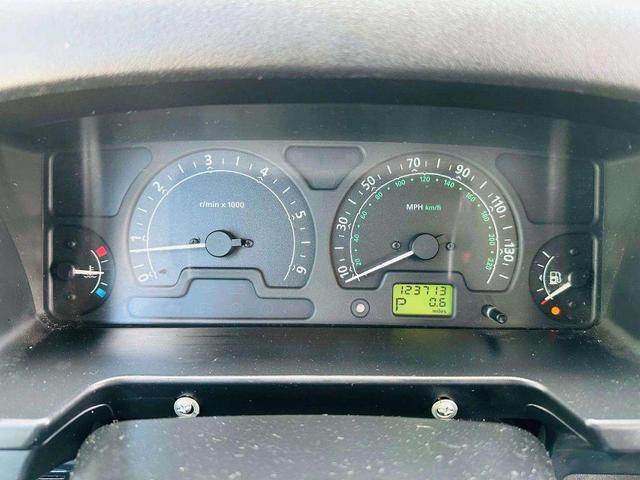 Photo of 2004 Java Black Land Rover Discovery
