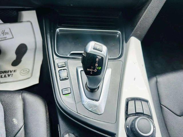 Photo of 2017 Black BMW 320