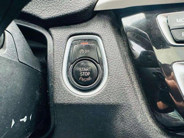 Photo of 2017 Black BMW 320