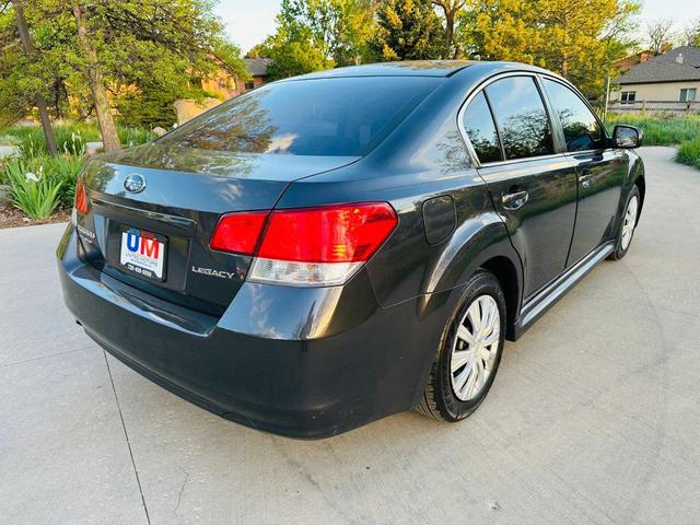 Photo of 2013 Graphite Gray Metallic Subaru Legacy
