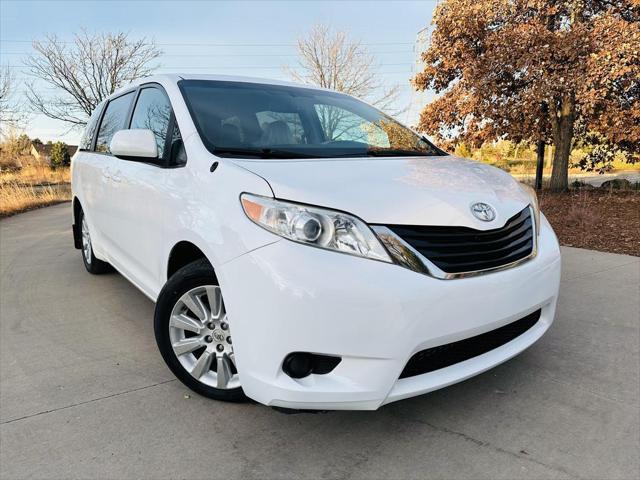 2012 Toyota Sienna