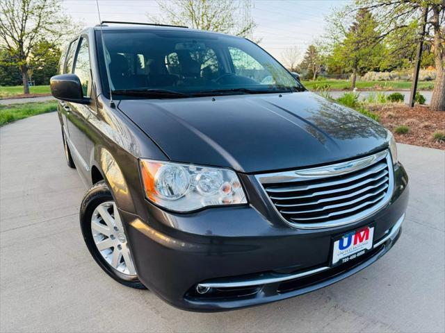 2015 Chrysler Town & Country
