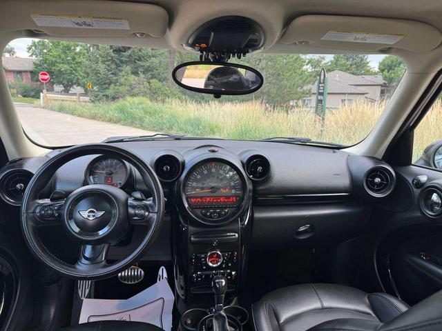 Photo of 2015 Absolute Black Metallic MINI Countryman