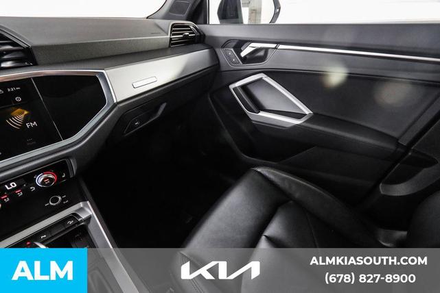 Photo of 2024 Chronos Gray Metallic Audi Q3