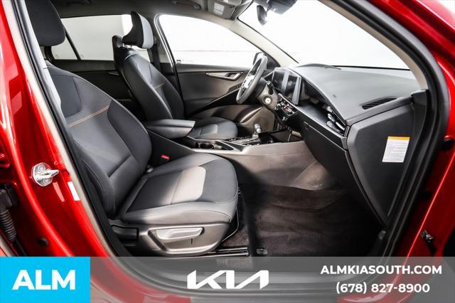 Photo of 2023 Runway Red Kia Niro