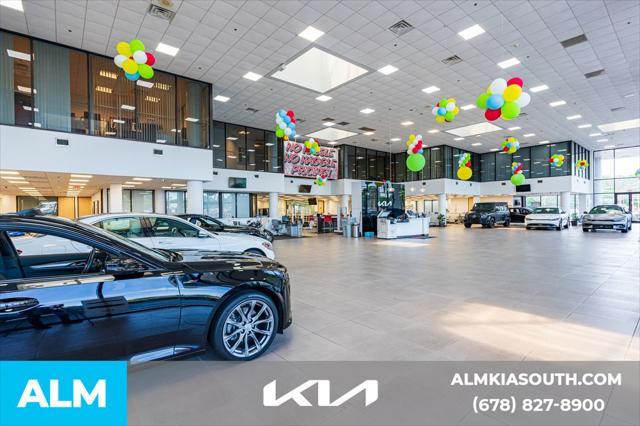 Photo of 2023 Runway Red Kia Niro