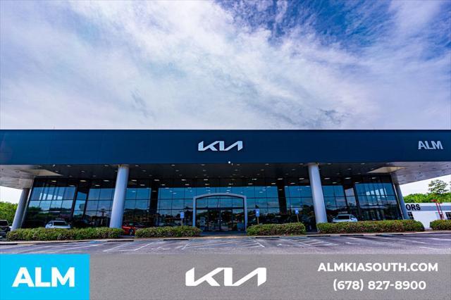 Photo of 2023 Runway Red Kia Niro