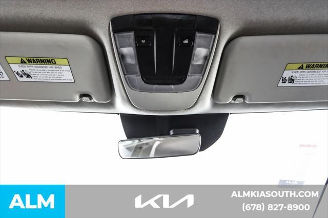 Photo of 2023 Runway Red Kia Niro