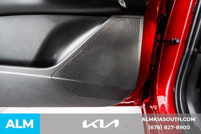 Photo of 2023 Runway Red Kia Niro