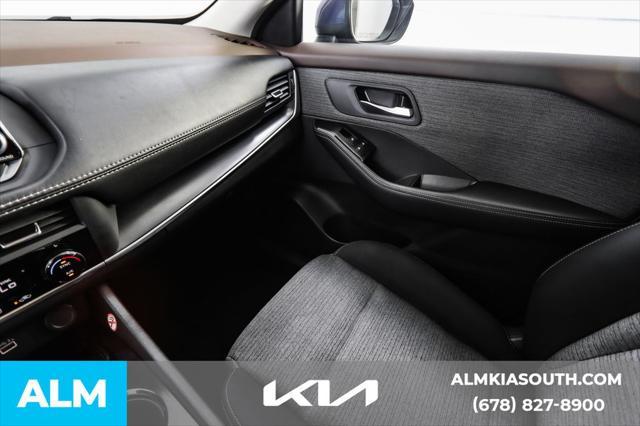 Photo of 2023 Caspian Blue Metallic Nissan Rogue