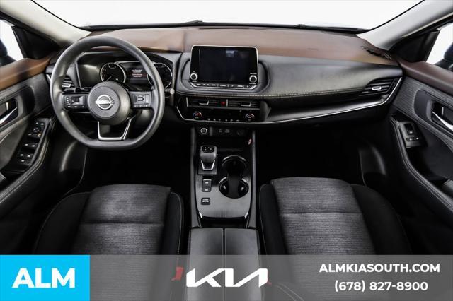 Photo of 2023 Caspian Blue Metallic Nissan Rogue