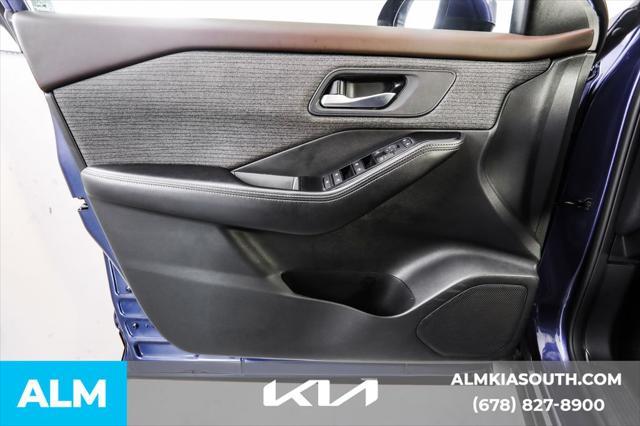 Photo of 2023 Caspian Blue Metallic Nissan Rogue
