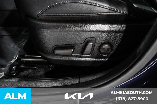 Photo of 2022 Dark Ocean Blue/Black Roof Kia Seltos