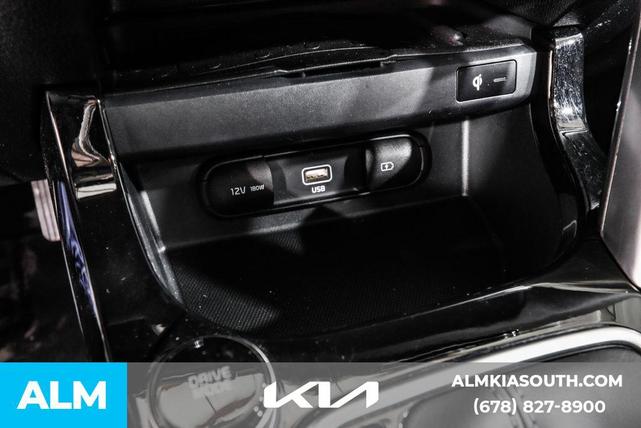 Photo of 2022 Dark Ocean Blue/Black Roof Kia Seltos