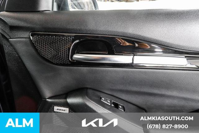 Photo of 2022 Dark Ocean Blue/Black Roof Kia Seltos