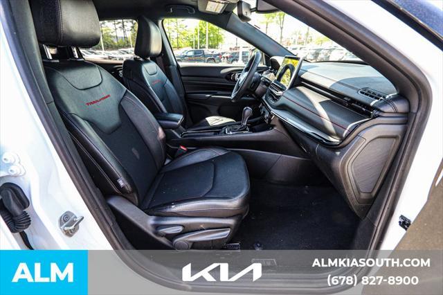 Photo of 2024 Bright White Clearcoat Jeep Compass