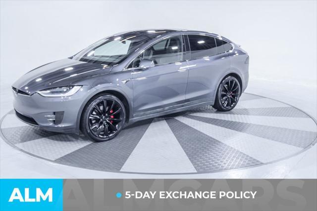 Photo of 2019 Gray Tesla Model X