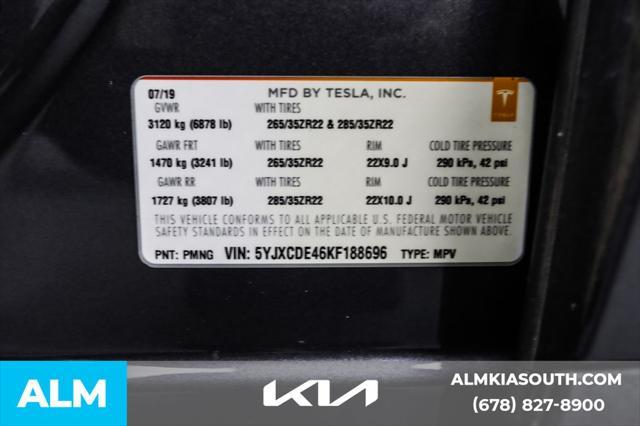 Photo of 2019 Gray Tesla Model X