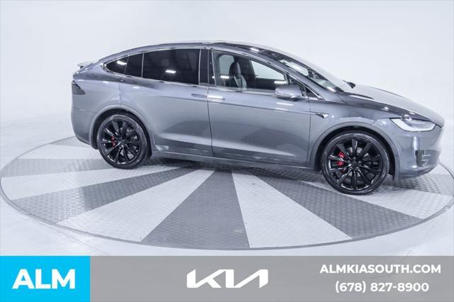 Photo of 2019 Gray Tesla Model X
