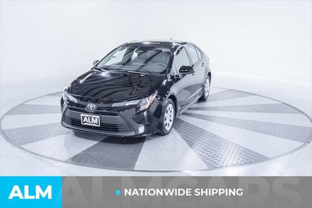 Photo of 2023 Midnight Black Metallic Toyota Corolla