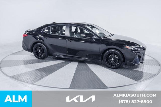 Photo of 2025 Midnight Black Metallic Toyota Camry