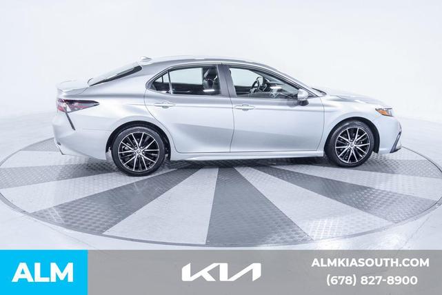 Photo of 2023 Celestial Silver Metallic Toyota Camry