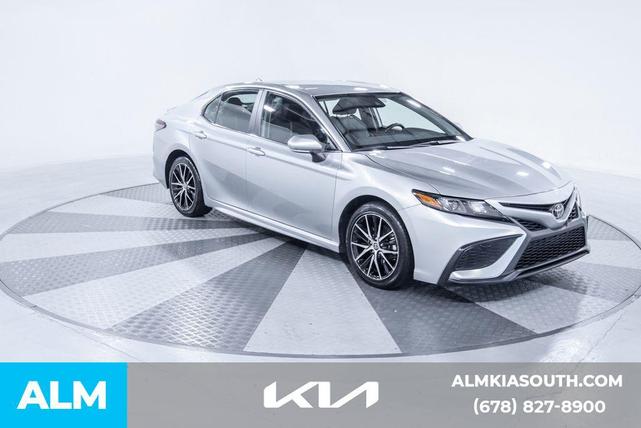 Photo of 2023 Celestial Silver Metallic Toyota Camry