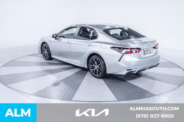 Photo of 2023 Celestial Silver Metallic Toyota Camry