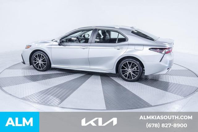 Photo of 2023 Celestial Silver Metallic Toyota Camry