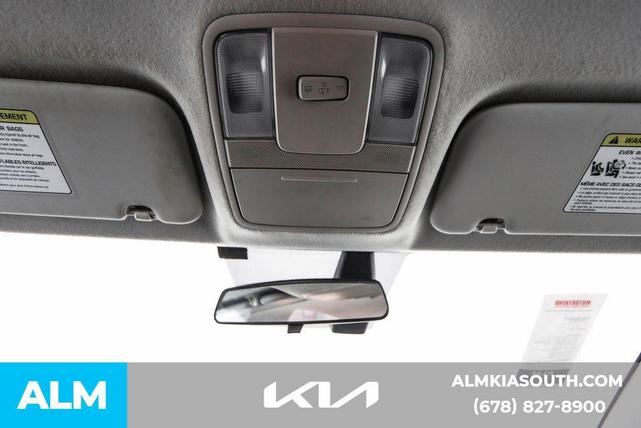 Photo of 2024 Snow White Pearl Kia Forte