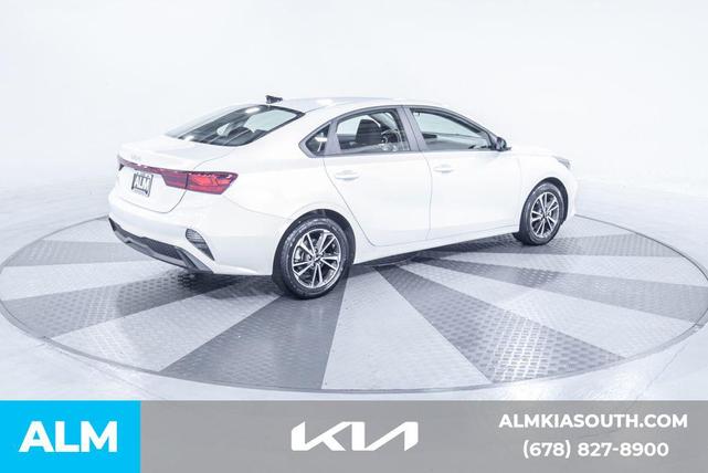 Photo of 2024 Snow White Pearl Kia Forte