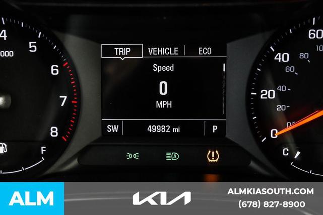 Photo of 2021 Summit White Chevrolet Trailblazer
