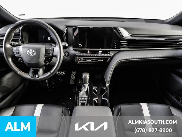 Photo of 2025 Midnight Black Metallic Toyota Camry