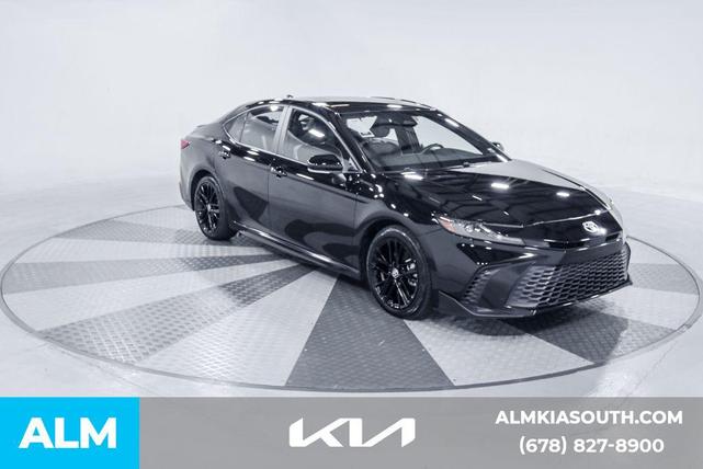 Photo of 2025 Midnight Black Metallic Toyota Camry