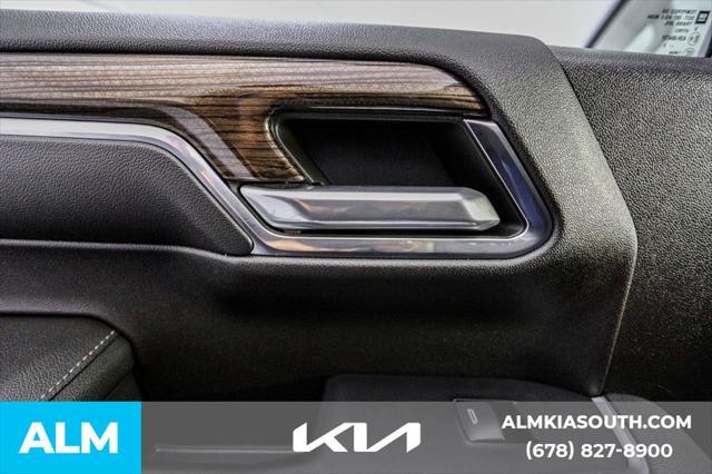 Photo of 2022 Blue Chevrolet Silverado 1500
