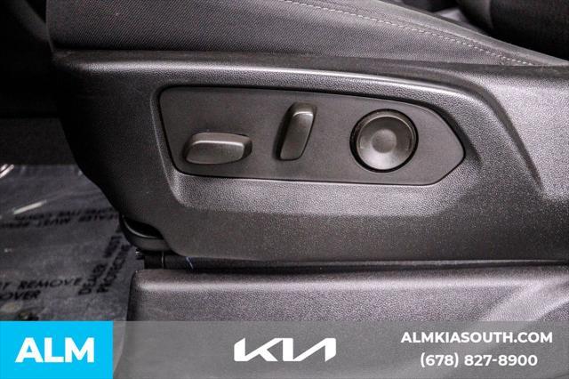 Photo of 2022 Blue Chevrolet Silverado 1500