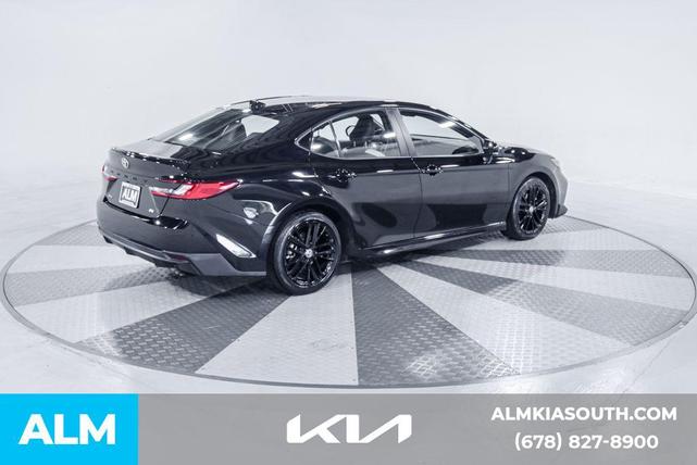 Photo of 2025 Midnight Black Metallic Toyota Camry