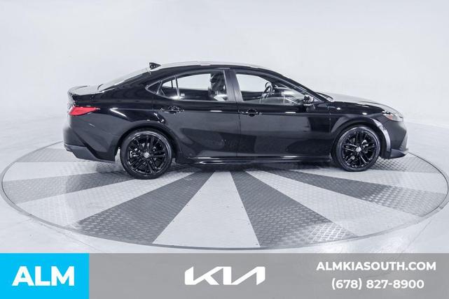 Photo of 2025 Midnight Black Metallic Toyota Camry