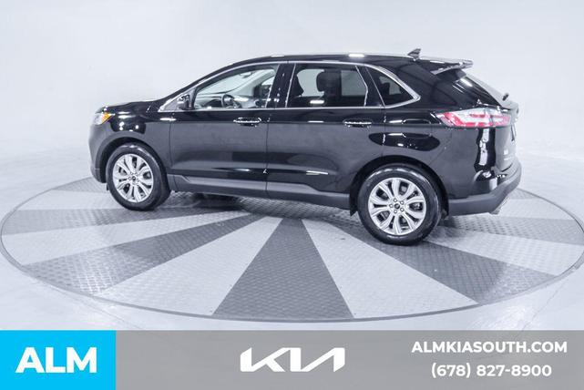 Photo of 2024 AGATE BLACK METALLIC Ford Edge