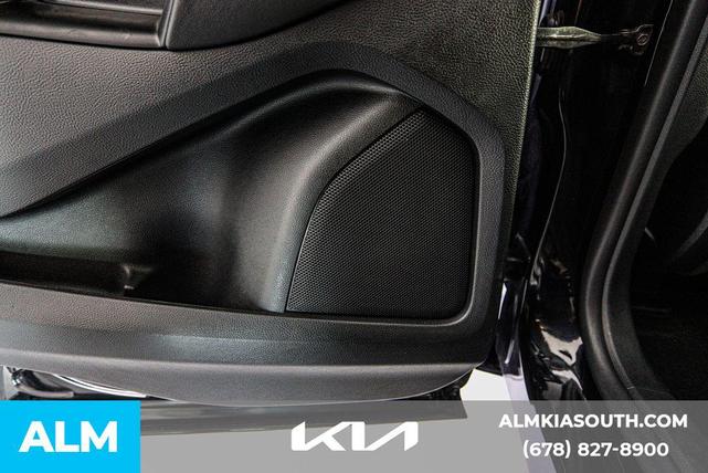 Photo of 2024 AGATE BLACK METALLIC Ford Edge