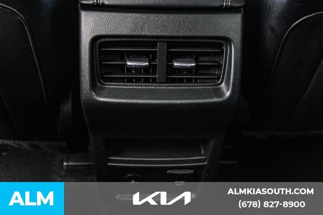 Photo of 2024 AGATE BLACK METALLIC Ford Edge