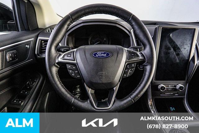 Photo of 2024 AGATE BLACK METALLIC Ford Edge
