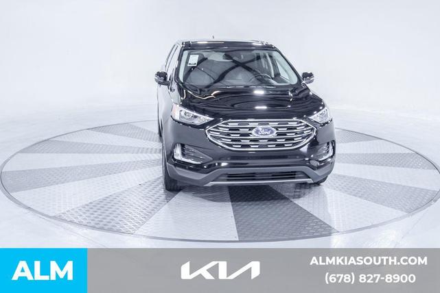 Photo of 2024 AGATE BLACK METALLIC Ford Edge