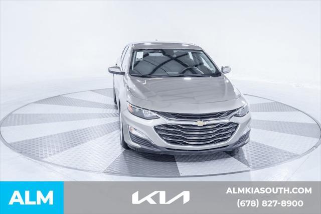 Photo of 2024 Mineral Gray Metallic Chevrolet Malibu