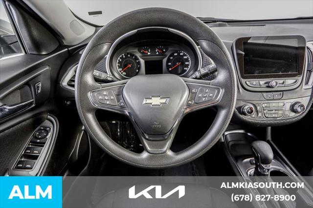 Photo of 2024 Mineral Gray Metallic Chevrolet Malibu