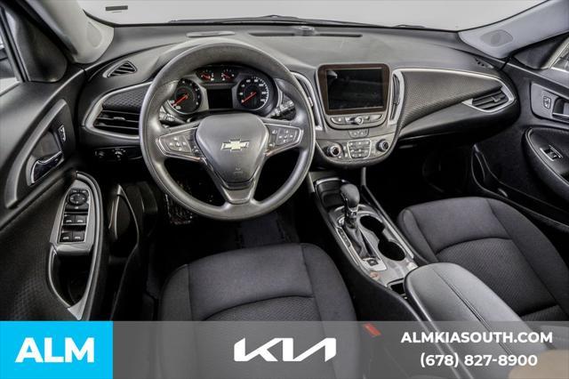 Photo of 2024 Mineral Gray Metallic Chevrolet Malibu